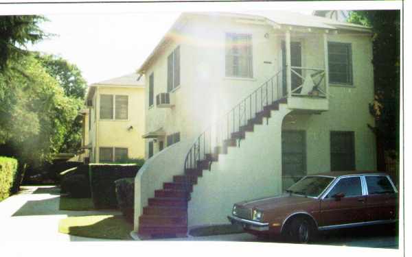 4480 University Ave in Riverside, CA - Foto de edificio - Building Photo