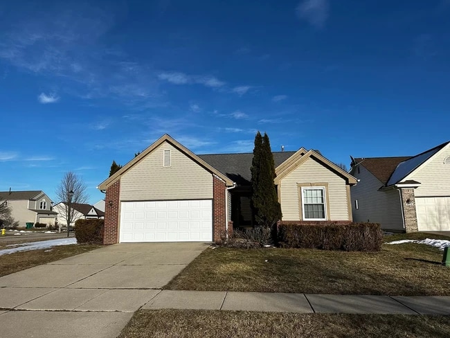 property at 6561 Robin Ct