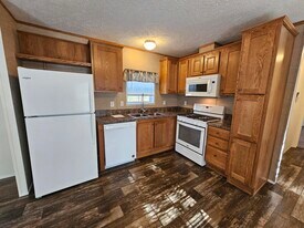 9 Mapledale Acres in Barneveld, NY - Building Photo