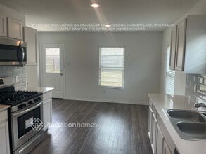 18772 Faustina Way in Roman Forest, TX - Foto de edificio - Building Photo