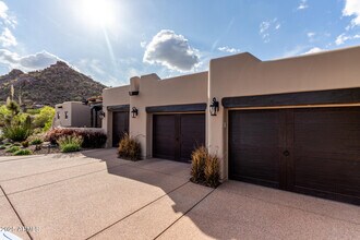 11434 E Juan Tabo Rd in Scottsdale, AZ - Building Photo - Building Photo