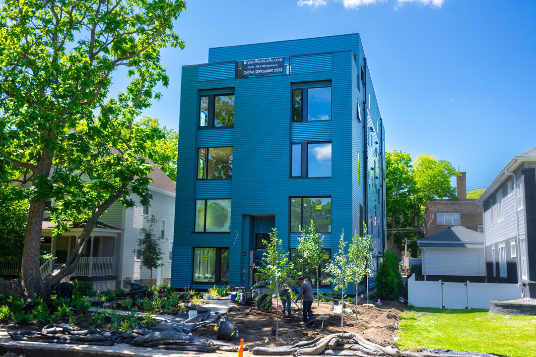 Bryant Park Lofts in Minneapolis, MN - Building Photo