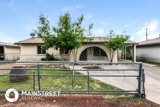 property at 3733 W Cypress St