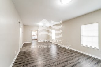 8109 1st Ave S in Birmingham, AL - Foto de edificio - Building Photo