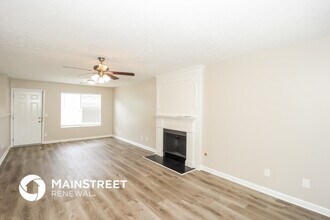 3374 Homeward Trail in Ellenwood, GA - Foto de edificio - Building Photo