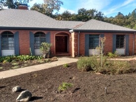 138 Virginia Ct in Alamo, CA - Building Photo