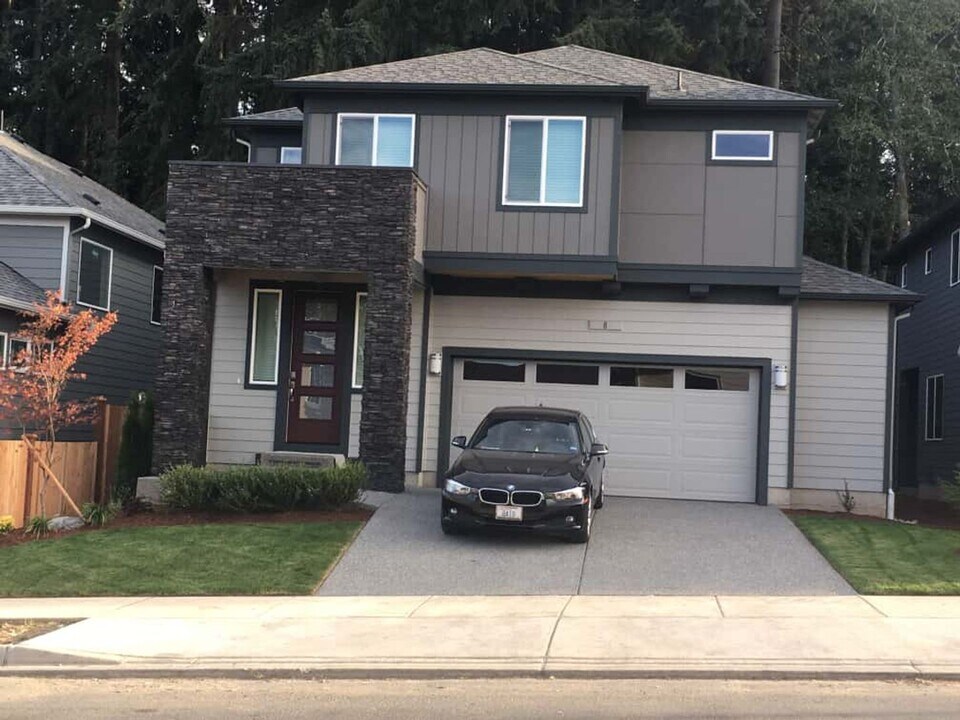 8 176th Pl SW in Bothell, WA - Building Photo