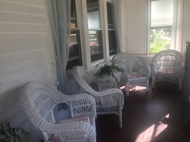 109 Ridgewood Ave in Holyoke, MA - Foto de edificio - Building Photo