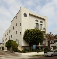 1524 Granville Ave in Los Angeles, CA - Building Photo