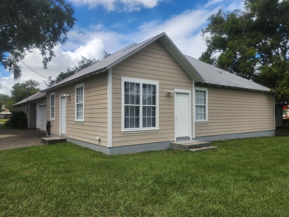 1411 Michigan Ave in St. Cloud, FL - Building Photo