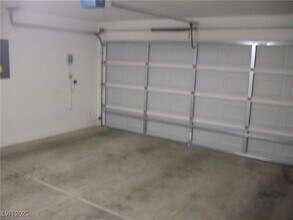 11150 Ranch Valley St in Las Vegas, NV - Building Photo - Building Photo