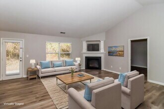 7013 Sunman Rd in Charlotte, NC - Foto de edificio - Building Photo