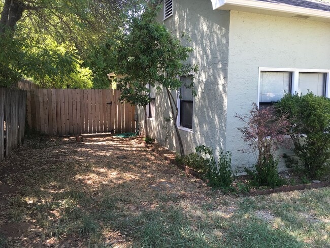 2249 Butte St in Redding, CA - Building Photo - Building Photo
