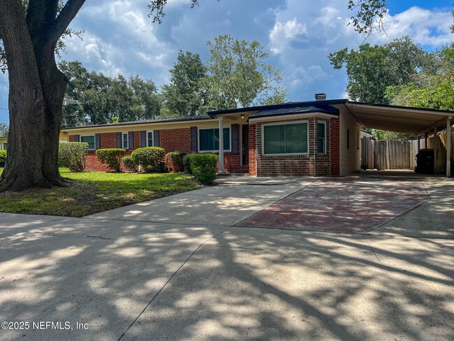 8339 Holly Hill Cove in Jacksonville, FL - Building Photo - Building Photo