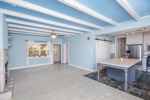 144 Menendez Rd in St. Augustine, FL - Building Photo