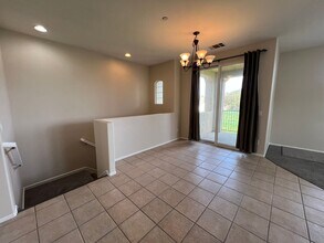 1800 E Lakeshore Dr in Lake Elsinore, CA - Building Photo - Building Photo
