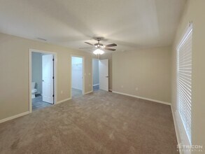 4680 Treasure Cay Rd in Tavares, FL - Building Photo - Building Photo