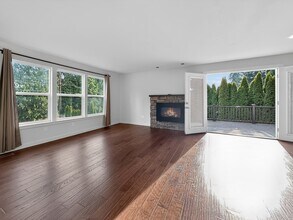 16218 3rd Ave SE in Bothell, WA - Building Photo - Building Photo