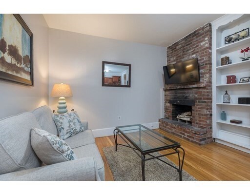 286 Cambridge St-Unit -4 in Boston, MA - Building Photo - Building Photo