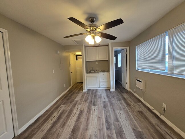 1314 SE 40th Terrace in Cape Coral, FL - Building Photo - Building Photo