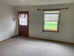2805 Glenwood Ave, Unit Apt 8 in Moundsville, WV - Building Photo - Building Photo