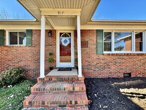 917 General Lee Dr in Virginia Beach, VA - Building Photo - Building Photo