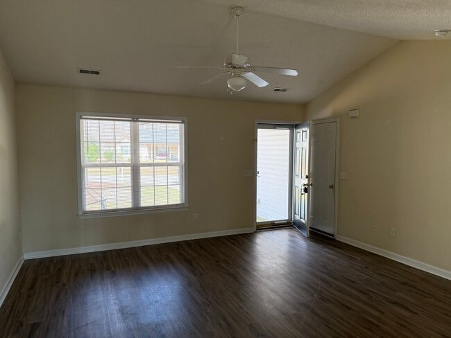 7390 Crystal Stone Ct in Leland, NC - Building Photo - Building Photo