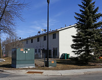 705-715 8th St NE in Buffalo, MN - Foto de edificio - Building Photo