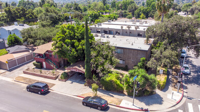 4322 Tujunga Ave in Studio City, CA - Building Photo - Building Photo