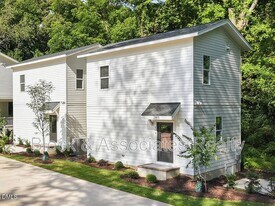 2813 Wilcox Pl in Raleigh, NC - Building Photo