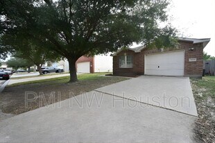 12518 Sterlingstone Dr in Houston, TX - Building Photo