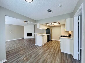 9400 Kempler Dr in Austin, TX - Building Photo - Building Photo