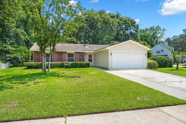 109 Trestlewood Dr in Summerville, SC - Foto de edificio - Building Photo