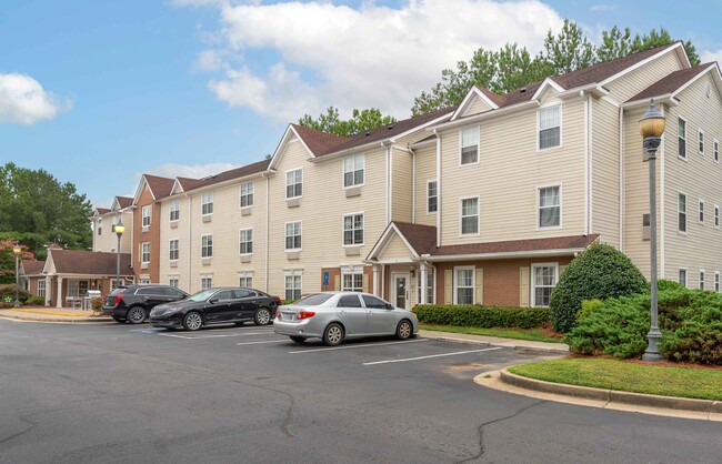 Furnished Studio - Norcross in Peachtree Corners, GA - Foto de edificio - Building Photo