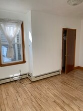 114 Thorndike St, Unit 2 in Cambridge, MA - Building Photo - Building Photo