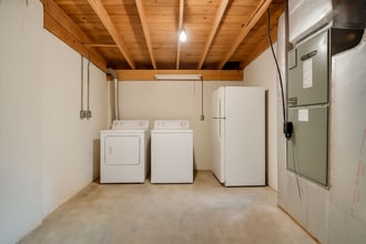 7407 Duke Dr in Hudson, FL - Building Photo - Building Photo