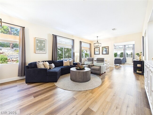 10312 Pinto Creek Ln in Las Vegas, NV - Building Photo - Building Photo