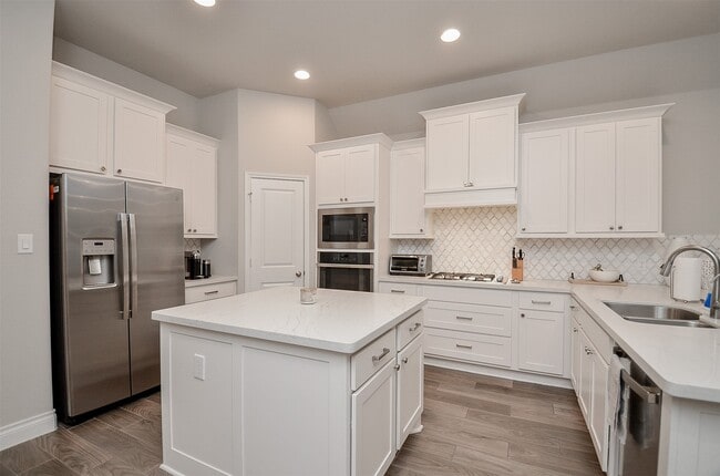 property at 6926 Myrtle Dr