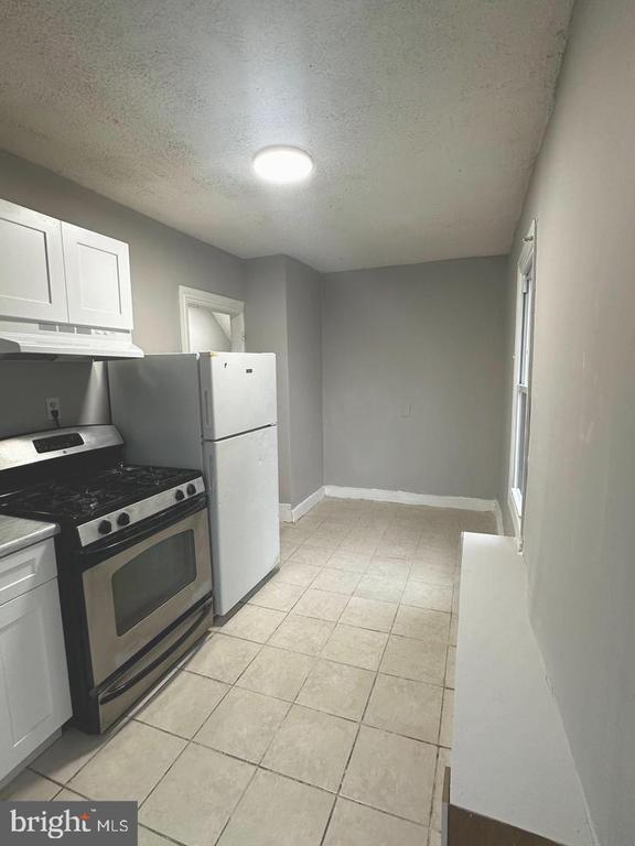 102 Spring St in Trenton, NJ - Building Photo - Building Photo