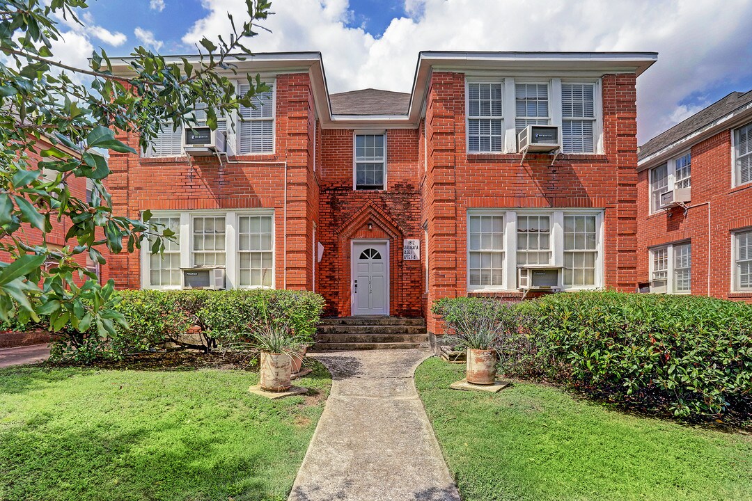 1812 W Alabama St in Houston, TX - Foto de edificio