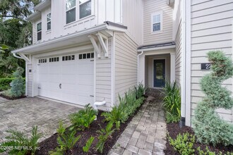 23 Oak Pk Dr in Saint Johns, FL - Foto de edificio - Building Photo