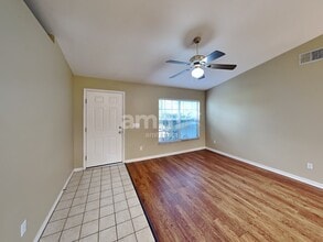 919 Park Valley Cir in Minneola, FL - Foto de edificio - Building Photo