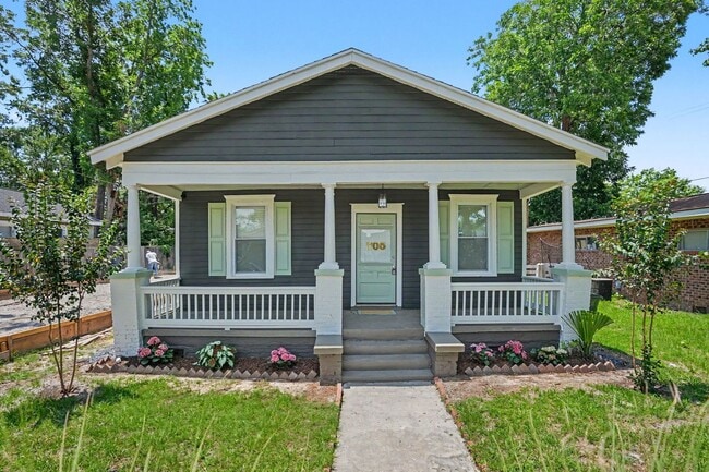 property at 705 E 32nd St