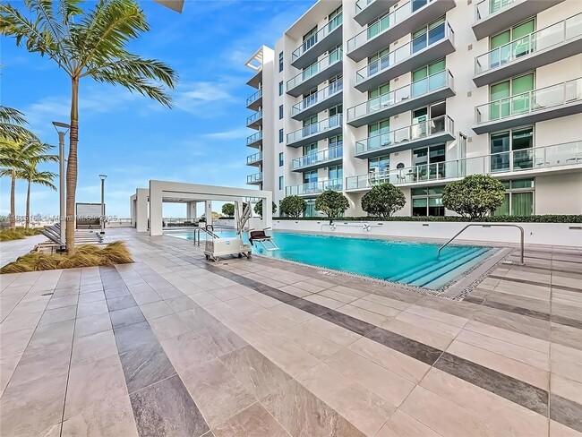 property at 3900 Biscayne Blvd