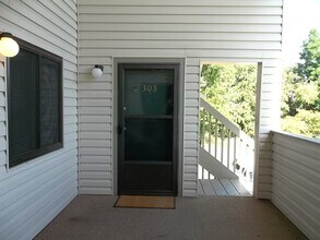 1705 Heatheridge Rd in Fort Collins, CO - Foto de edificio - Building Photo