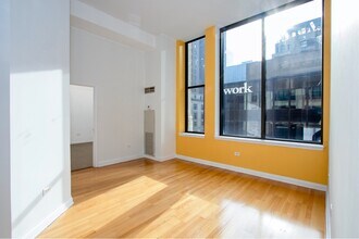 8 W Monroe St, Unit 403 in Chicago, IL - Building Photo - Building Photo