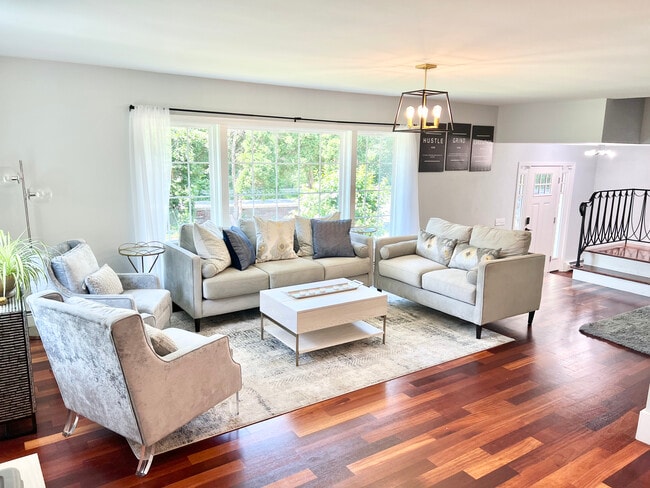 property at 1375 Louisquissett Pike