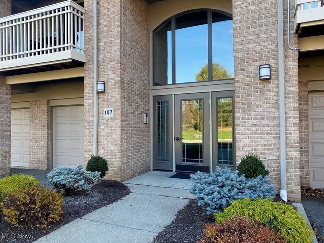 property at 3800 Rosemont Blvd