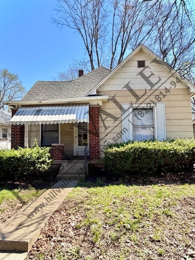 property at 1306 S 19th St