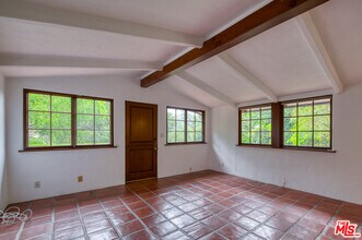 10427 Quito Ln in Los Angeles, CA - Building Photo - Building Photo